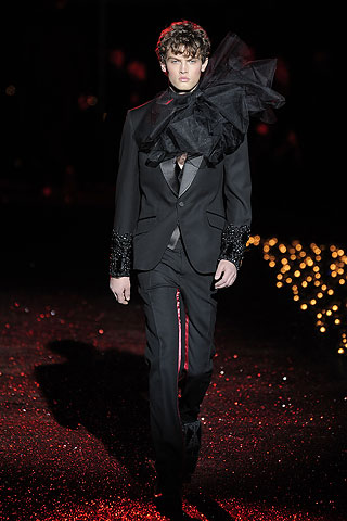 John Galliano / - 2009-2010